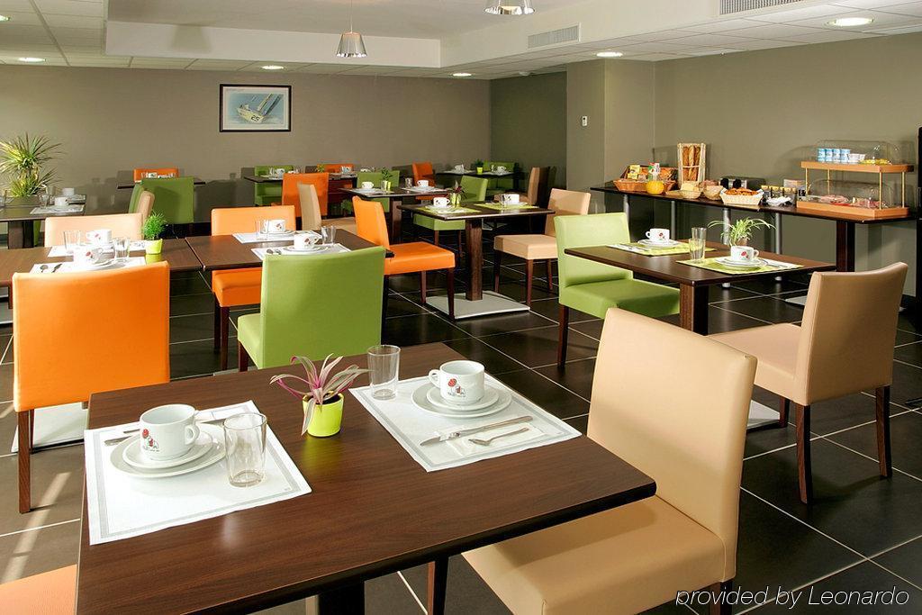 Appart'City Confort Niort Centre Aparthotel Restaurant photo