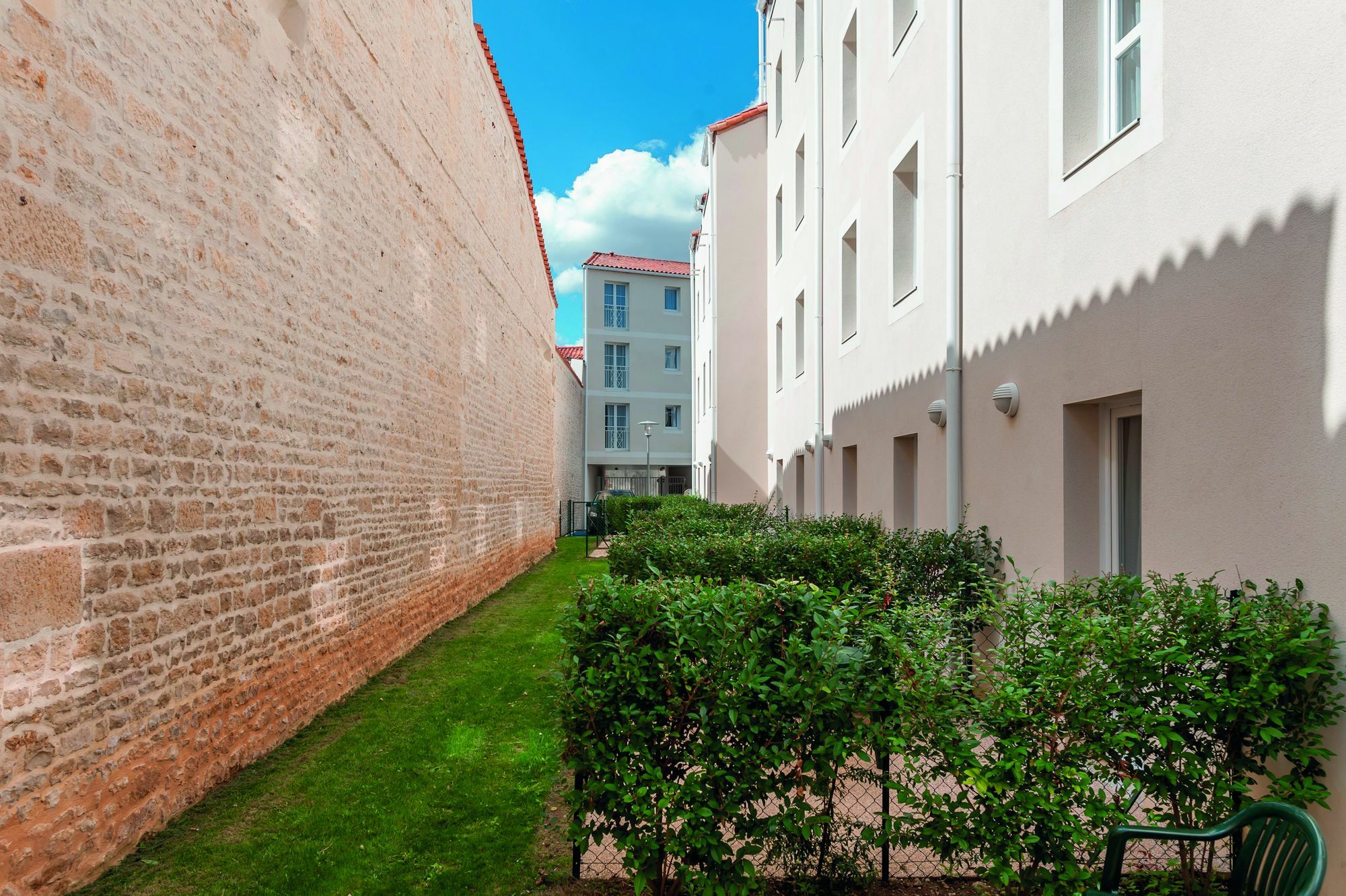 Appart'City Confort Niort Centre Aparthotel Exterior photo